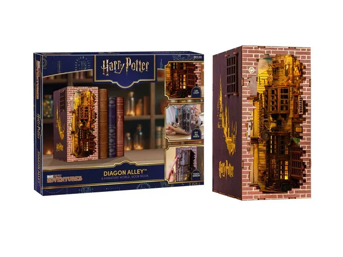 HARRY POTTER - BOOK NOOK KIT - Diagon Alley