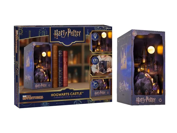 HARRY POTTER - BOOK NOOK KIT - Hogwarts Castle